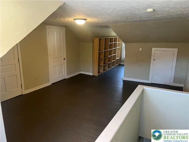 Finished attic perfect for guests room, office rec room or den