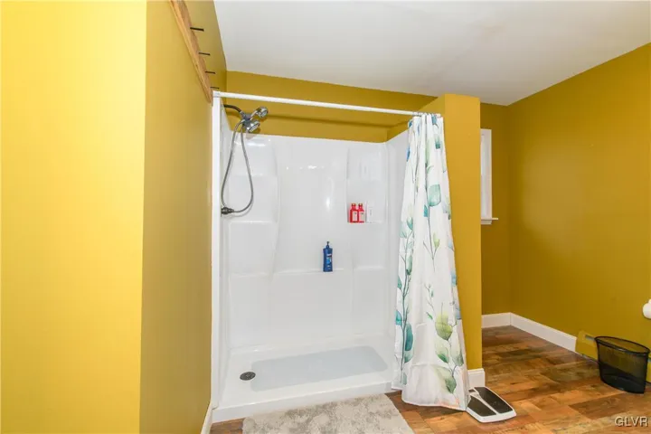 Walk in Shower