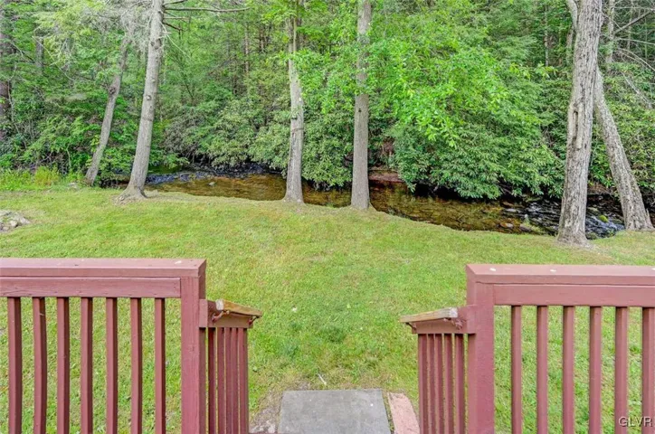 236 Merwinsburg Rd 38 Large