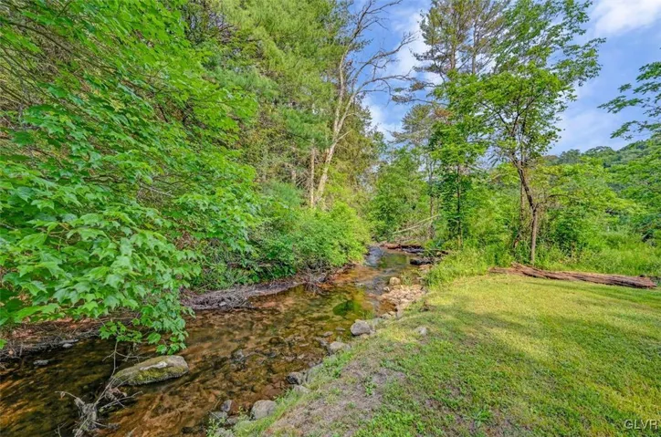 236 Merwinsburg Rd 03 Large
