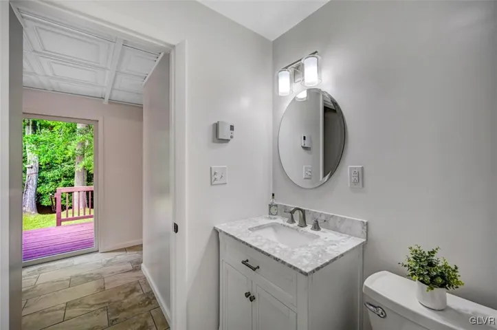 236 Merwinsburg Rd 25 Large