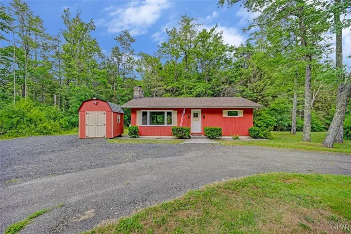 236 Merwinsburg Rd 06 Large