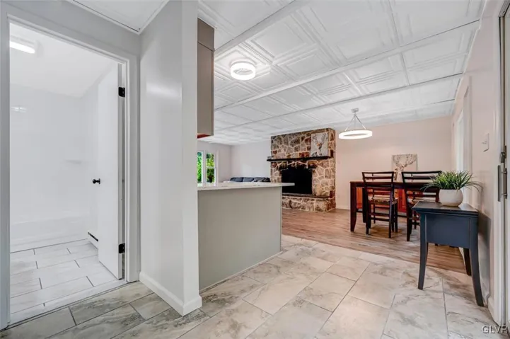 236 Merwinsburg Rd 22 Large