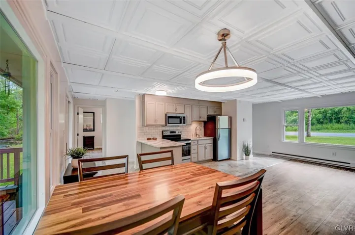 236 Merwinsburg Rd 09 Large