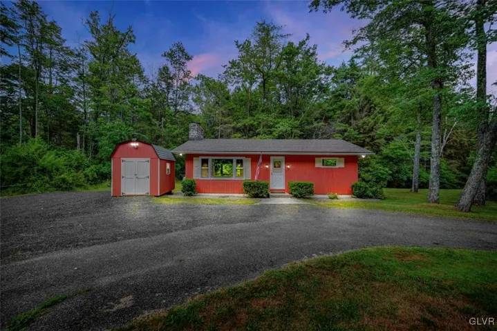 236 Merwinsburg Rd 01 Dusk Large