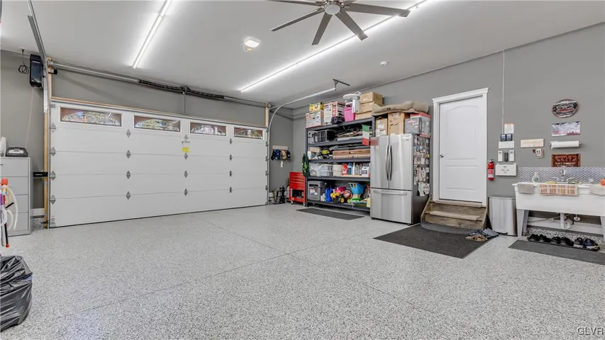 4 Car Garage