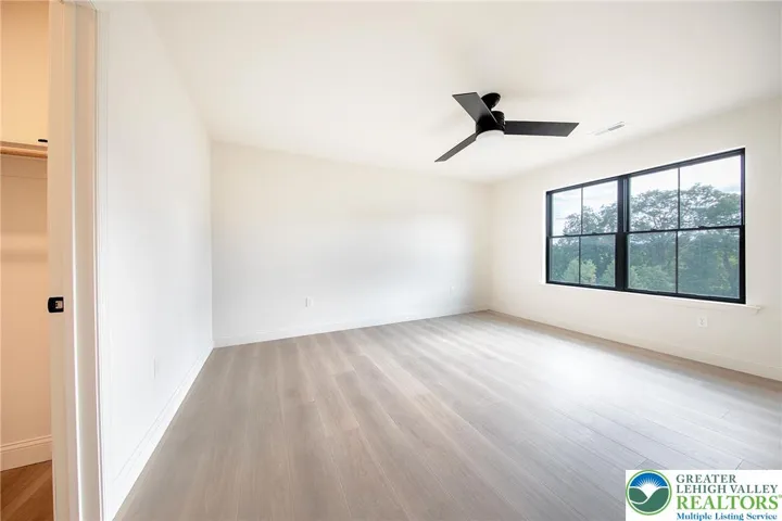 2nd bedroom with walk in closet