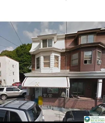 FRONT VIEW-- 107A Rowe St. Tamaqua PA
