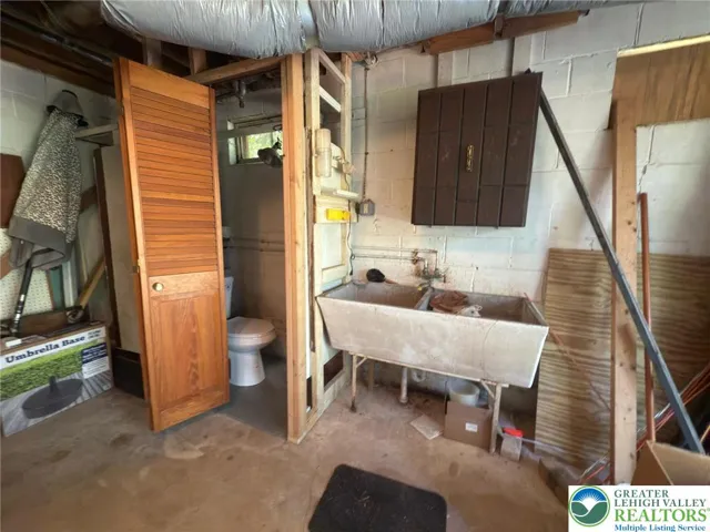 Working toilet and sink in garage