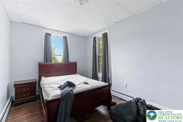 2nd floor rear