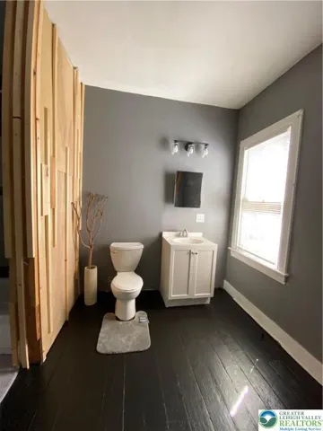 Bathroom2