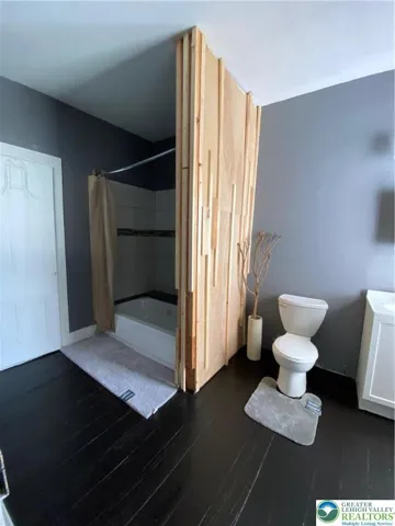Bathroom4