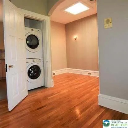 full size washer/dryer