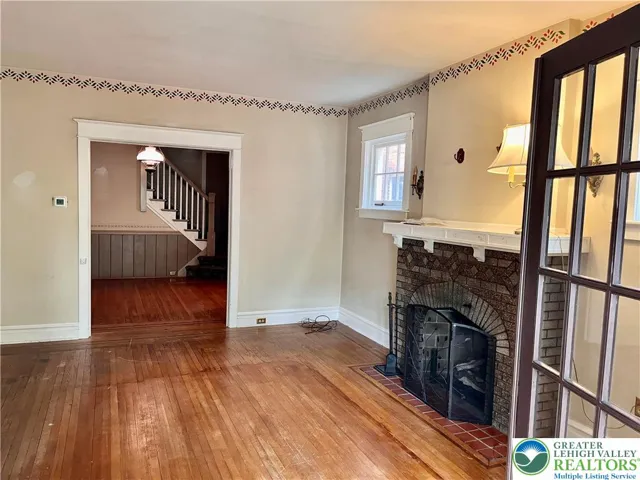 Enter into the living room