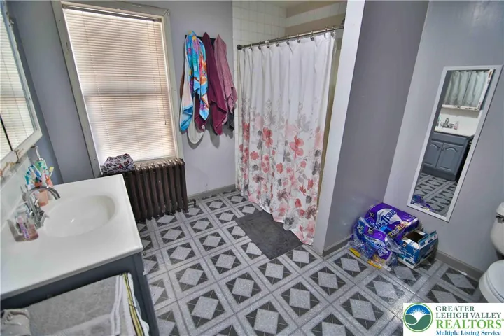 Full Bathroom on 2nd floor