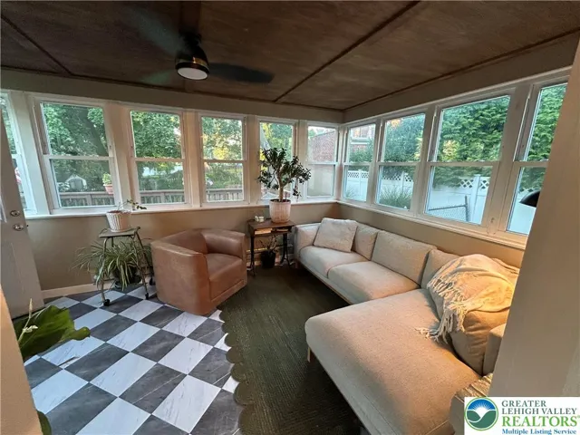 4 season sunroom
15 x 10