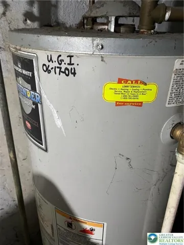 HOT WATER HEATER