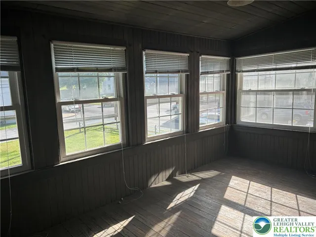 Extension on 3rd  bedroom