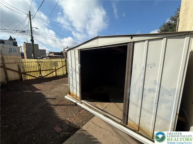 Shed