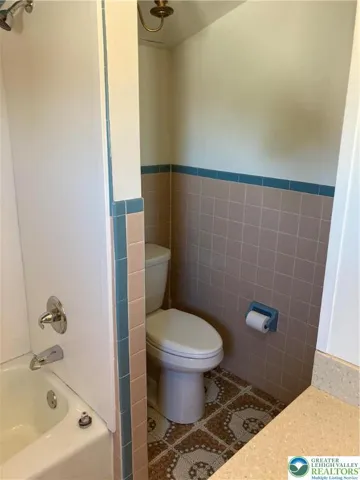Full bath