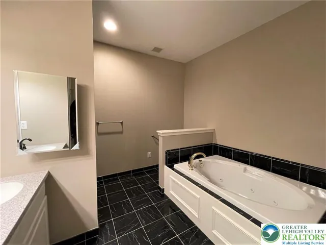 1st fl primary bedroom bath