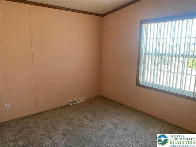 2nd bedroom 12 x 9