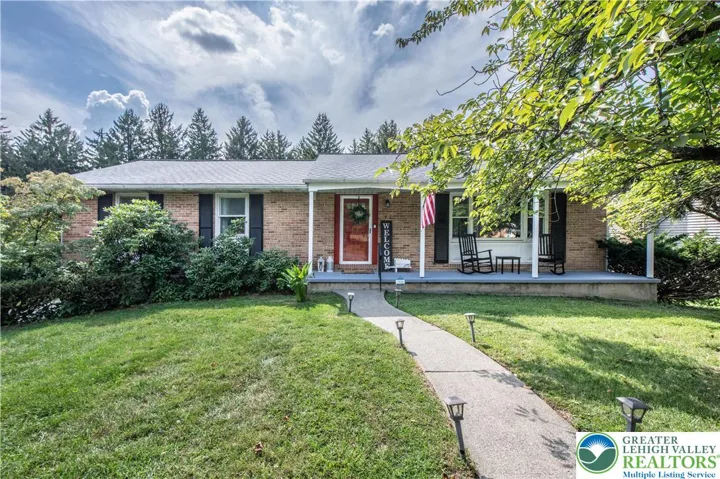 Welcome home to 1472 Willowbrook Drive