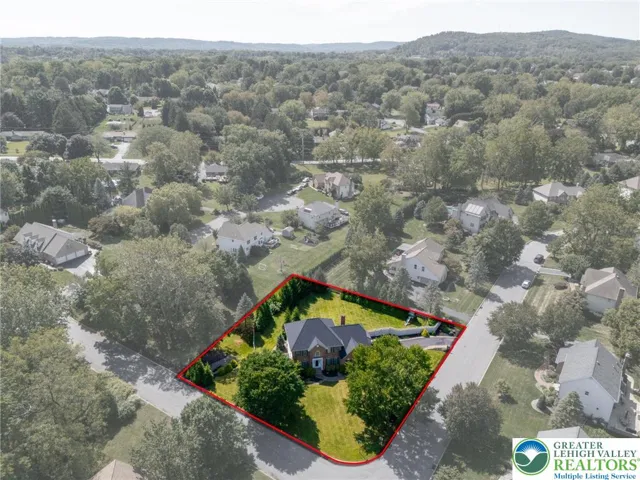 Aerial w/property boundaries