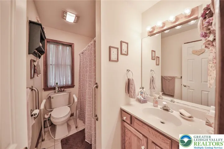 Main Bathroom