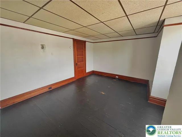 3rd floor 5th bedroom