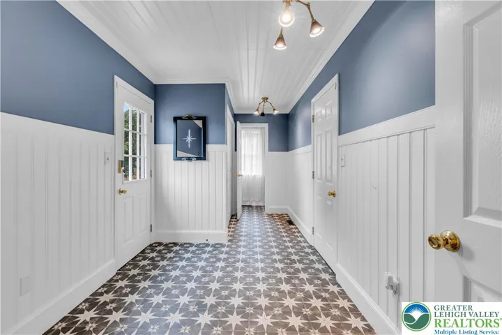 Laundry / Mud Room