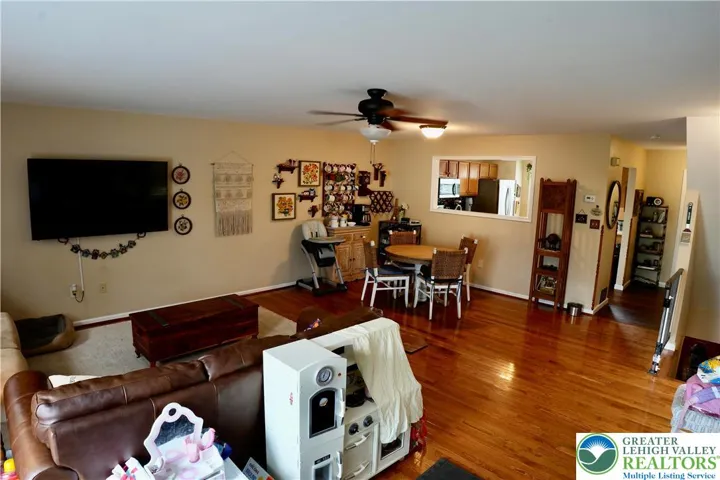 Living Room/ Dining Area