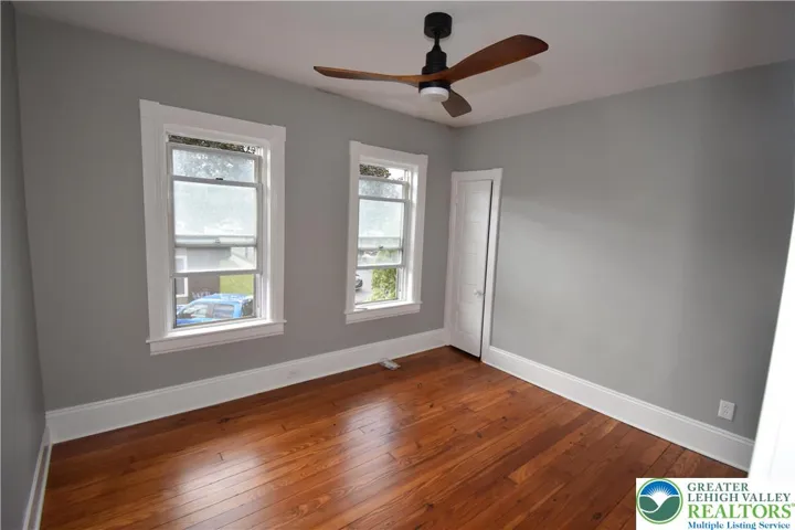 2nd floor bedroom
