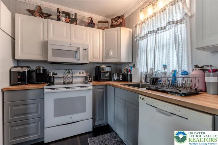 Kitchen, Butcher Block Countertops
