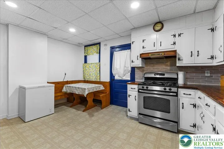 Eat in Kitchen
