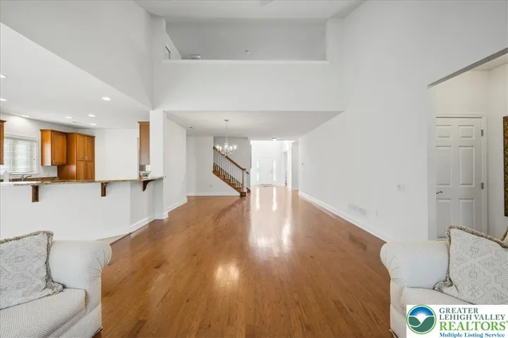 Open concept Family Room/Dining Area