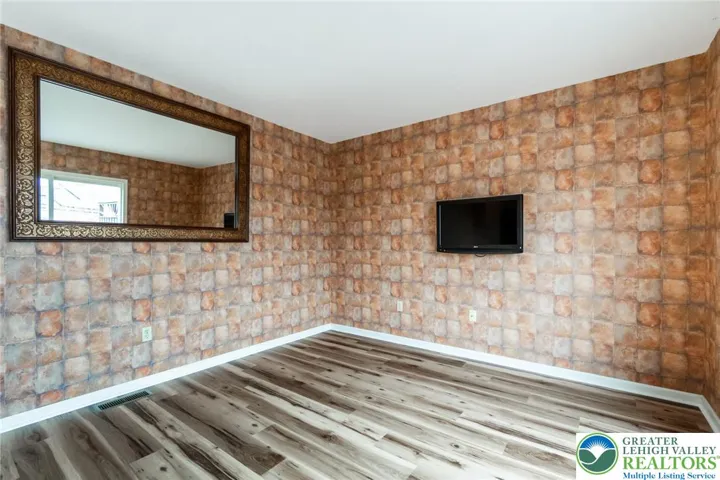 Family room/ Dining area
