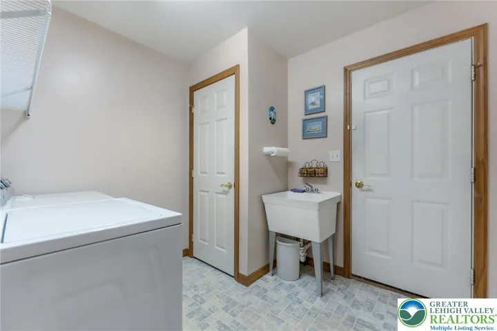 Laundry/Mud Room