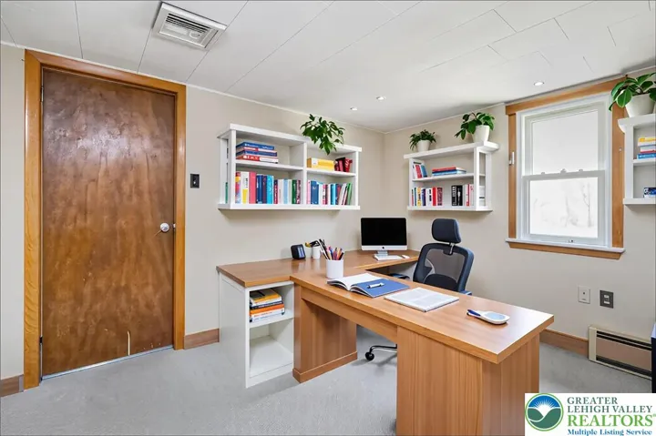Office/bonus room (virtually staged)