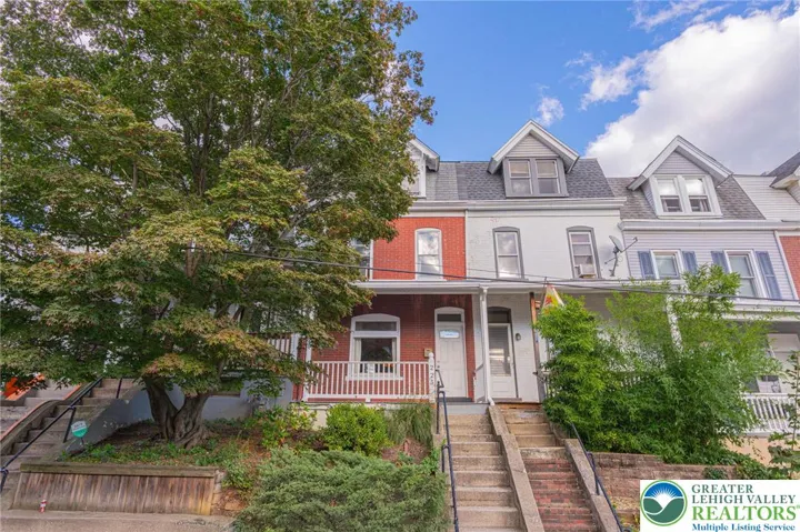 225 S Franklin St.
