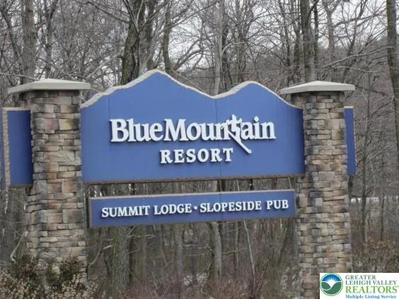 25 mins from Blue Mountain Resort