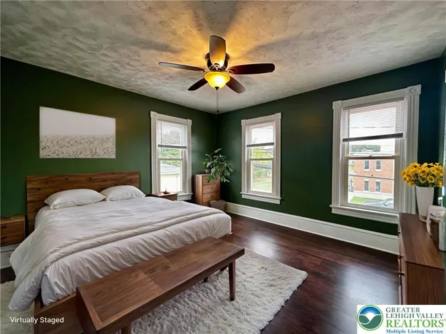 Spacious primary bedroom