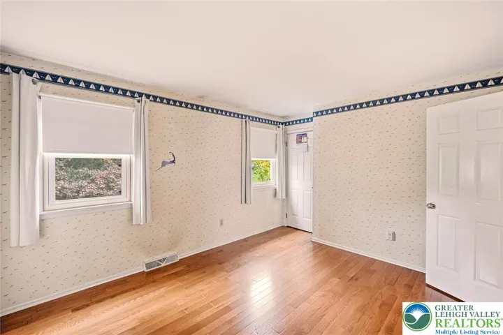 2nd floor bedroom