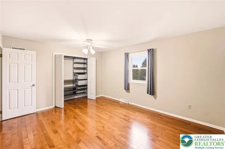 2nd floor bedroom