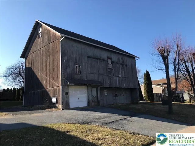 Original Barn prior to conversion