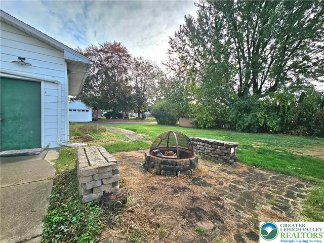 Fire pit - yard