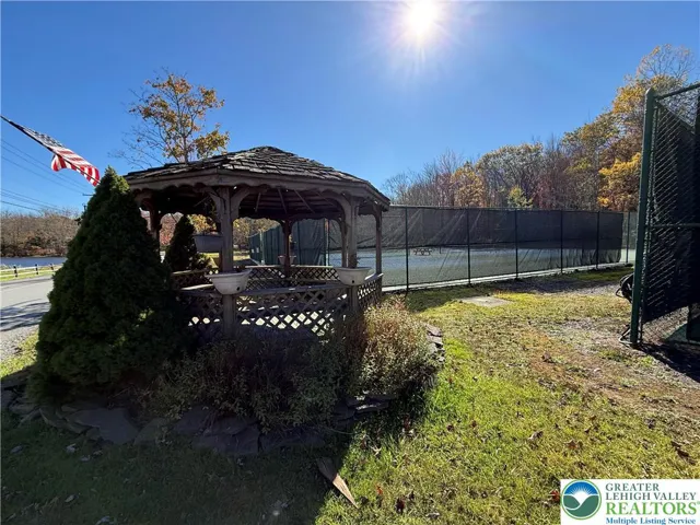 Community Tennis Courts