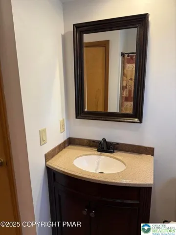 Main Bathroom and Laundry