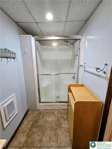 Bathroom 2nd floor