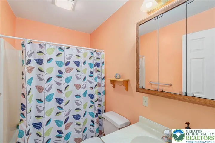 Full Bath 2nd floor